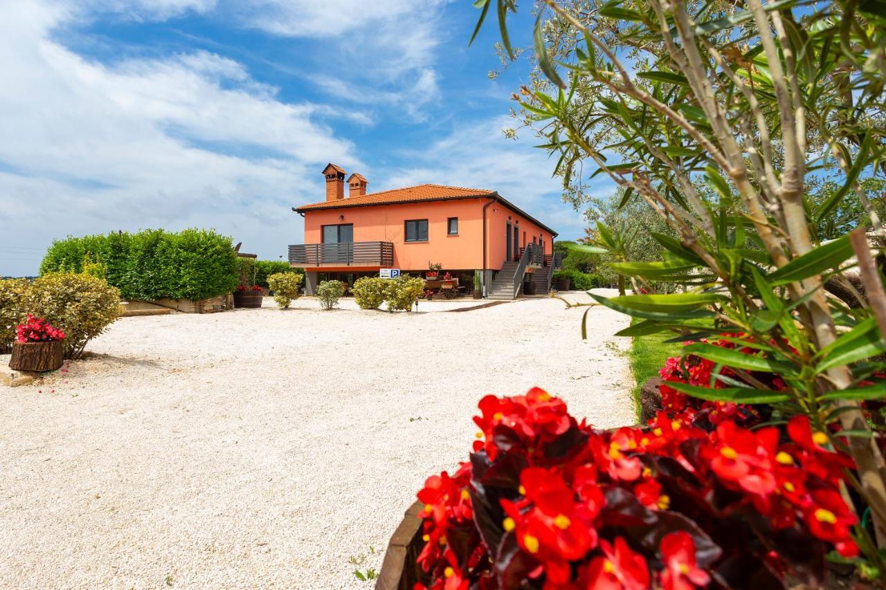 Apartmani Karoca 3 Pula Buitenkant foto