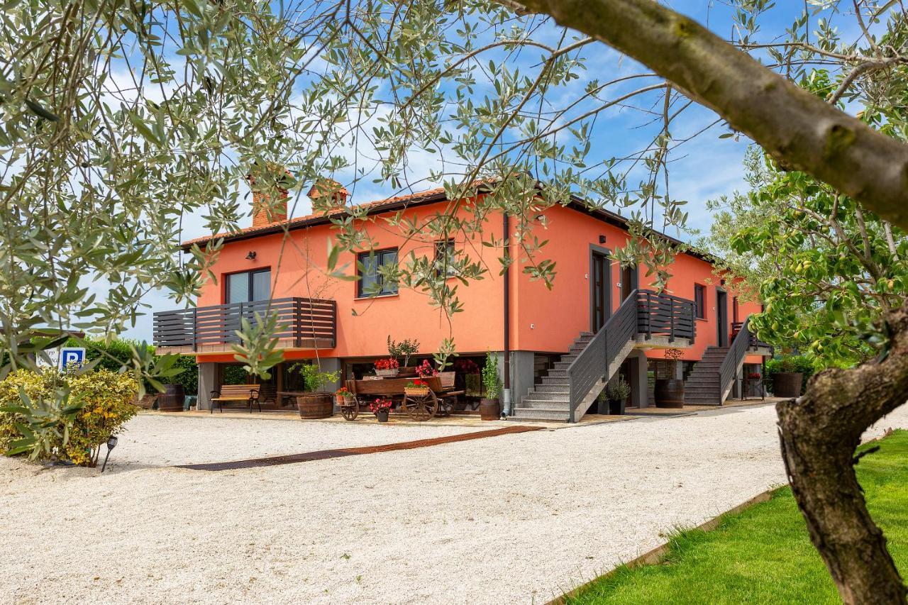 Apartmani Karoca 3 Pula Buitenkant foto