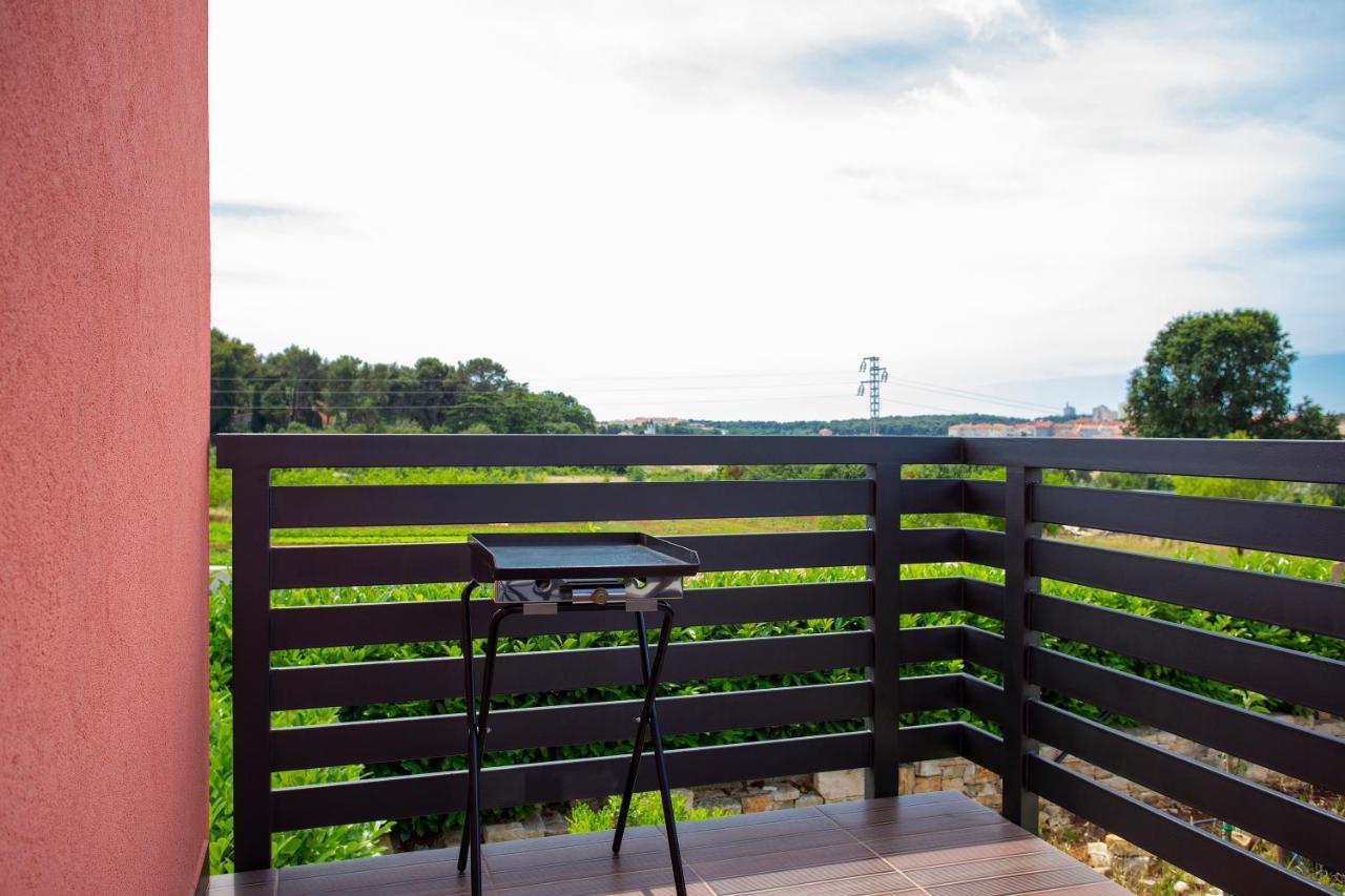 Apartmani Karoca 3 Pula Buitenkant foto