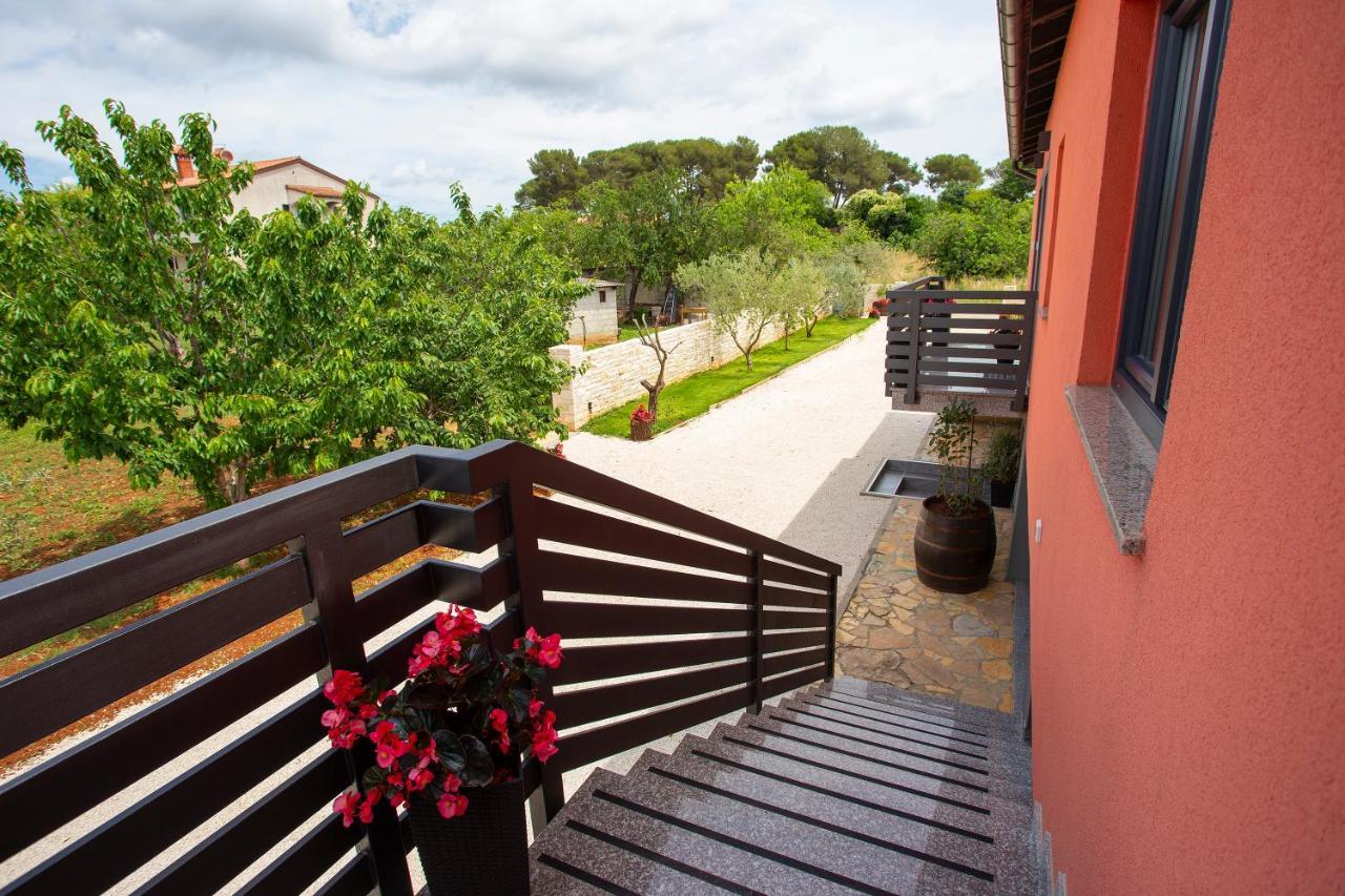 Apartmani Karoca 3 Pula Buitenkant foto