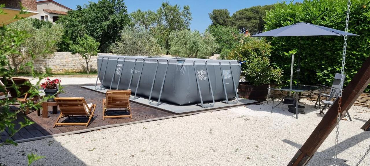 Apartmani Karoca 3 Pula Buitenkant foto